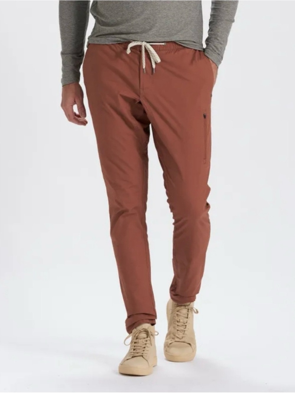 Vuori Ripstop Climber Tapered Leg Active Pants in Copper Size Medium